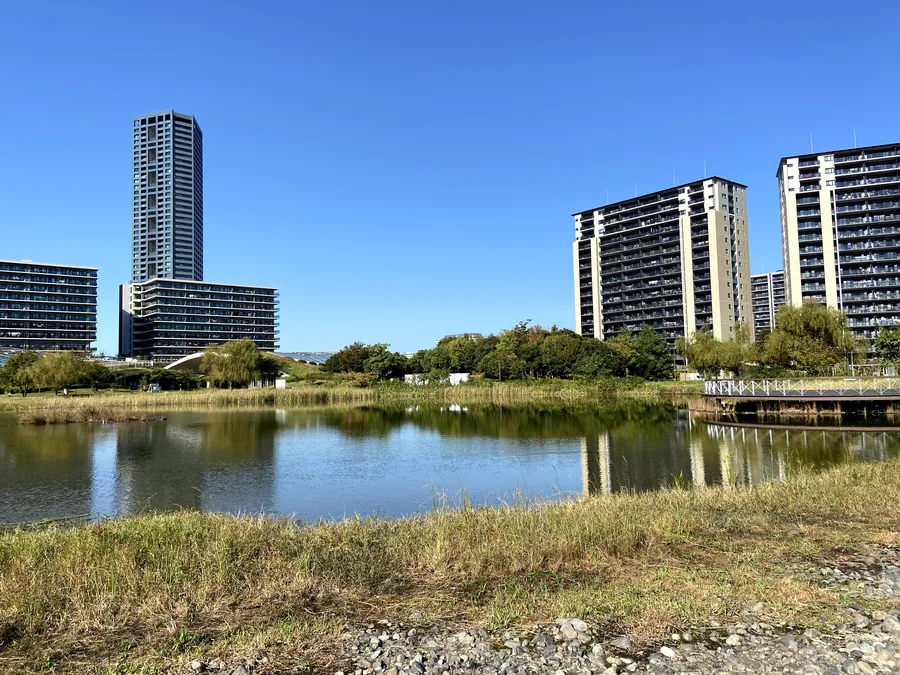 九州ゴルフ倶楽部八幡コースのコース風景